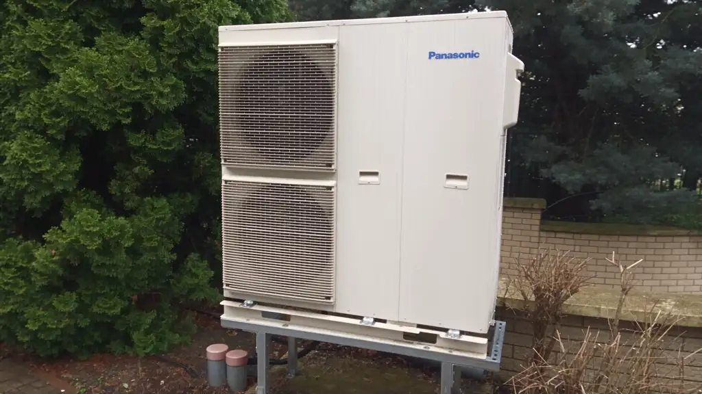 Panasonic Aquarea hőszivattyú beüzemelése családi háznál